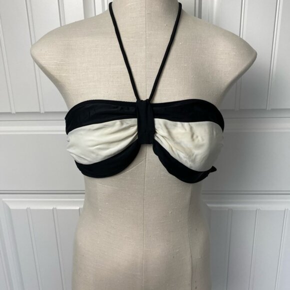 Other - 50% Off Sale Swimsuit Bikini Top